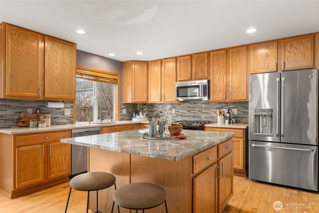 9944 228th Terrace NE, Redmond, WA 98053