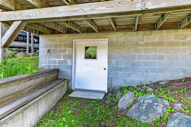 2550 S Shore Road, Day, NY 12835