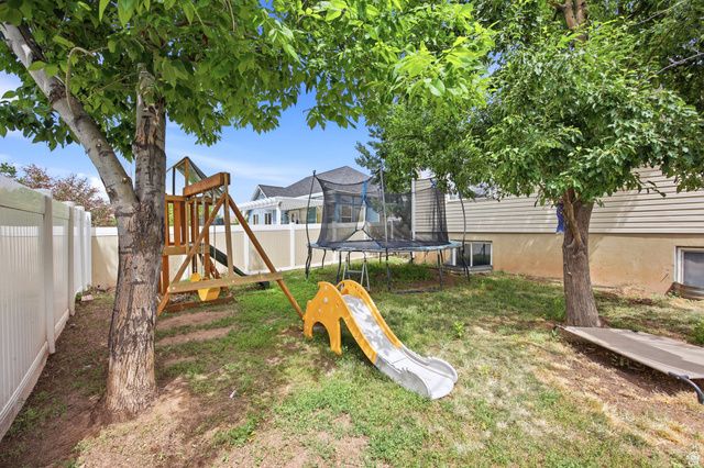 103 W 2250 N, Layton, UT 84041