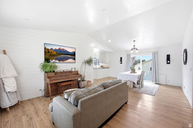 103 W 2250 N, Layton, UT 84041