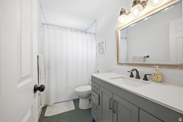 103 W 2250 N, Layton, UT 84041
