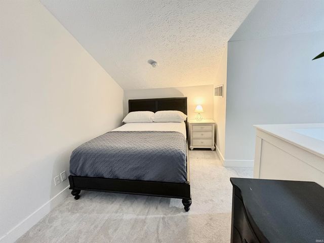 9444 S Lake Ridge Drive, Bloomington, IN 47401