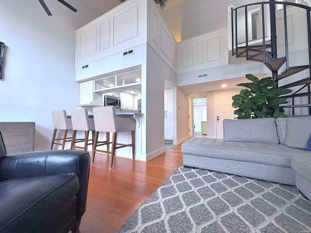 9444 S Lake Ridge Drive, Bloomington, IN 47401