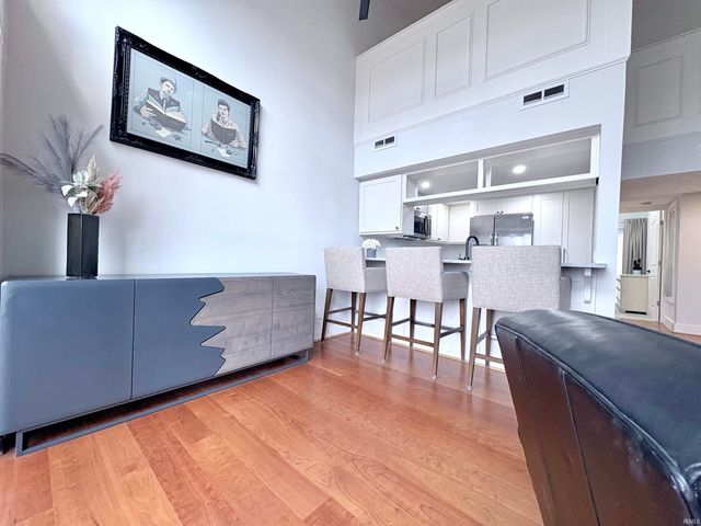 9444 S Lake Ridge Drive, Bloomington, IN 47401