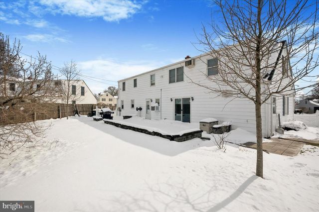 513 STEWART RD, Hatboro, PA 19040