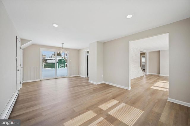 513 STEWART RD, Hatboro, PA 19040