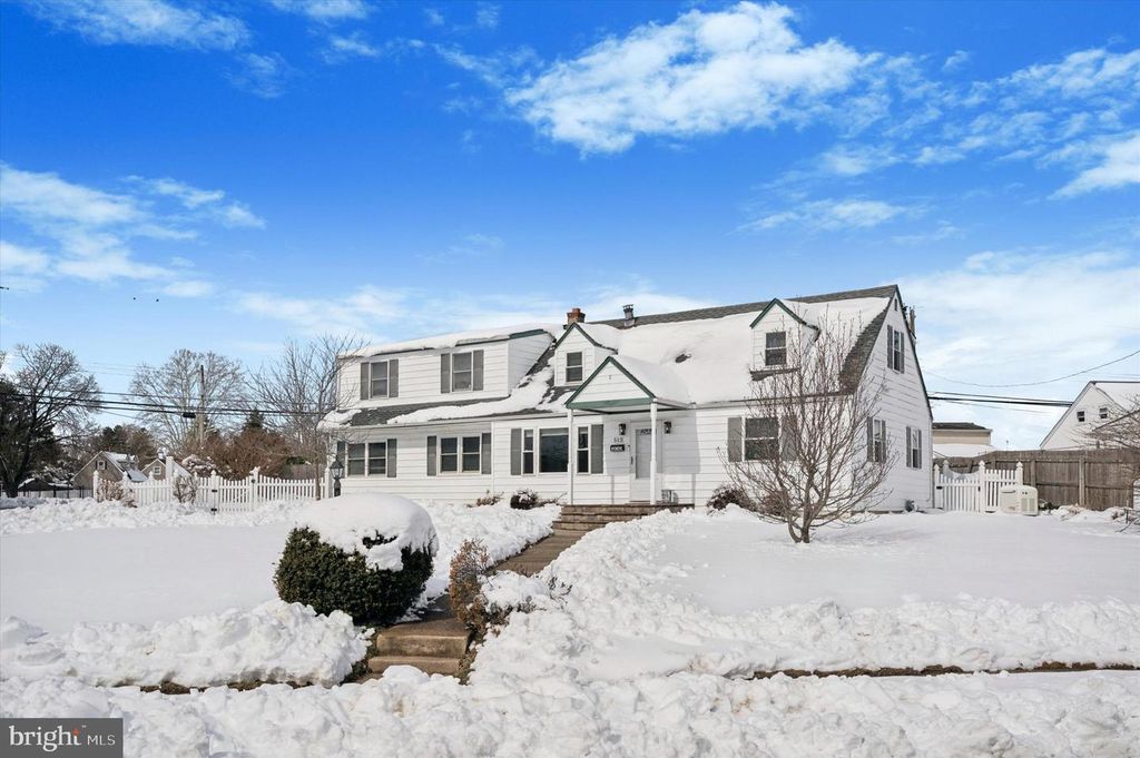 513 STEWART RD, Hatboro, PA 19040