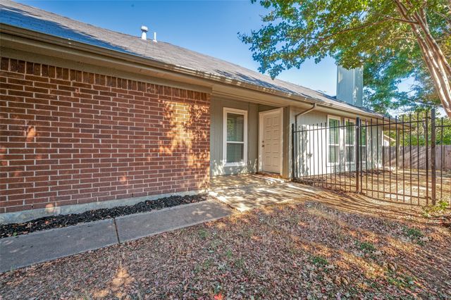 247 Stallion Drive, Keller, TX 76248