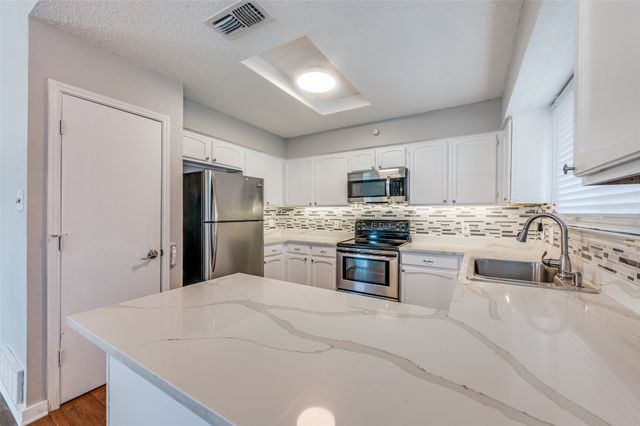 247 Stallion Drive, Keller, TX 76248