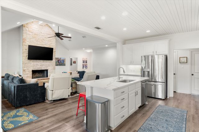 359 Saint Andrews Drive, Mabank, TX 75156