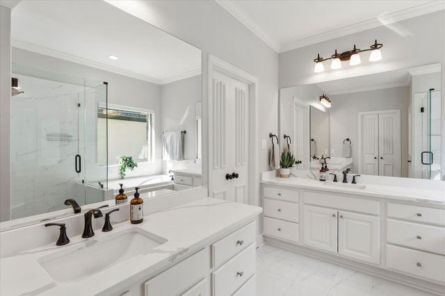 359 Saint Andrews Drive, Mabank, TX 75156