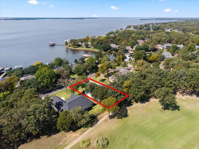 359 Saint Andrews Drive, Mabank, TX 75156