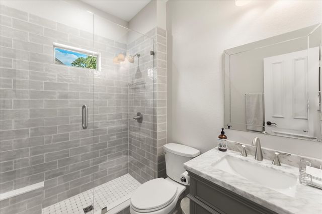 359 Saint Andrews Drive, Mabank, TX 75156