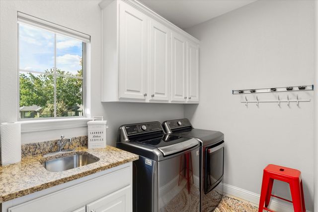 359 Saint Andrews Drive, Mabank, TX 75156