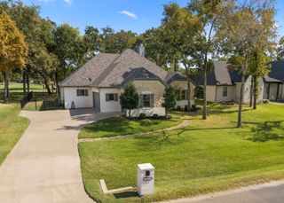 359 Saint Andrews Drive, Mabank, TX 75156