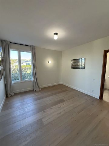 7911 El Paseo Grande, La Jolla, CA 92037