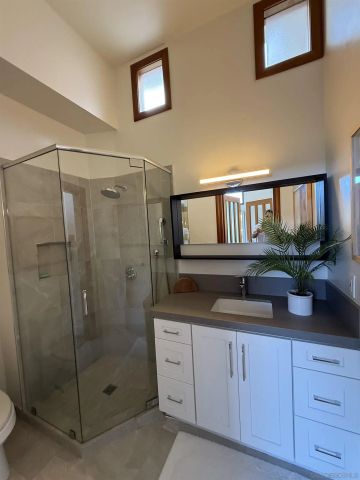 7911 El Paseo Grande, La Jolla, CA 92037