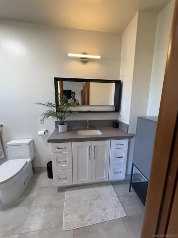 7911 El Paseo Grande, La Jolla, CA 92037