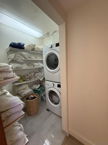 7911 El Paseo Grande, La Jolla, CA 92037