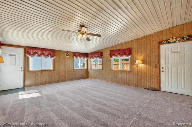 1135 Chestnut Street, Wyandotte, MI 48192