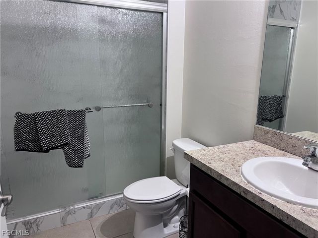 3815 SW 11th PL, Cape Coral, FL 33914