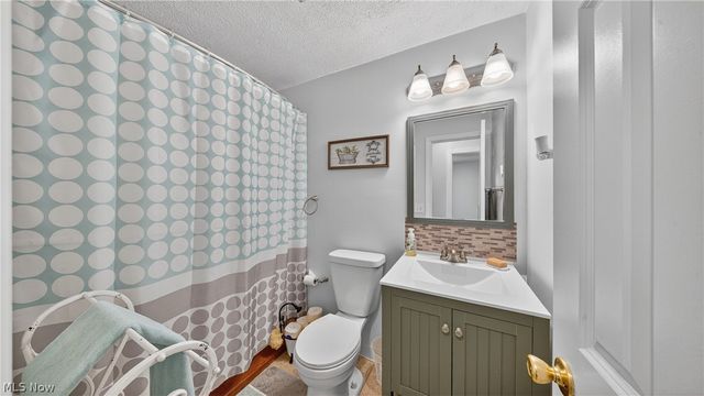 33848 David Drive, North Ridgeville, OH 44039