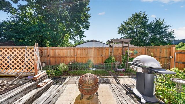33848 David Drive, North Ridgeville, OH 44039