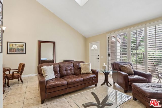 22222 Horizon Place, Chatsworth (los Angeles), CA 91311