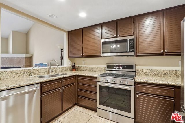 22222 Horizon Place, Chatsworth (los Angeles), CA 91311