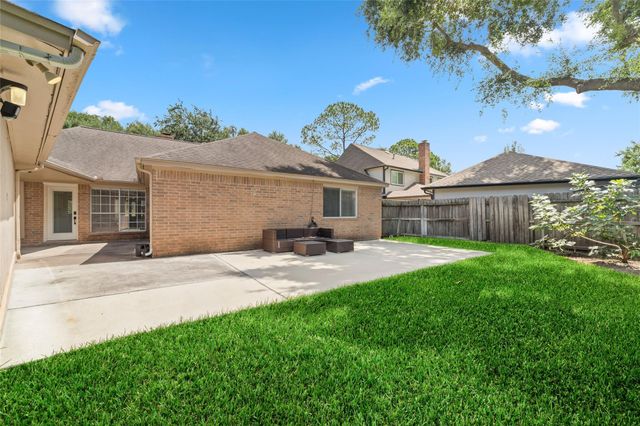 3914 Felicia Drive, Sugar Land, TX 77479