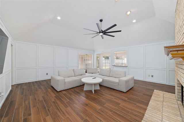 3914 Felicia Drive, Sugar Land, TX 77479