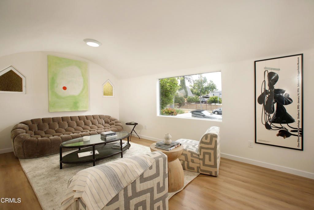 Image 3 of property listing at 4501 Alumni Avenue, Los Angeles, CA 90041