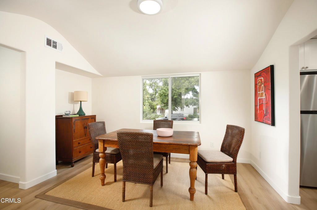 Image 4 of property listing at 4501 Alumni Avenue, Los Angeles, CA 90041