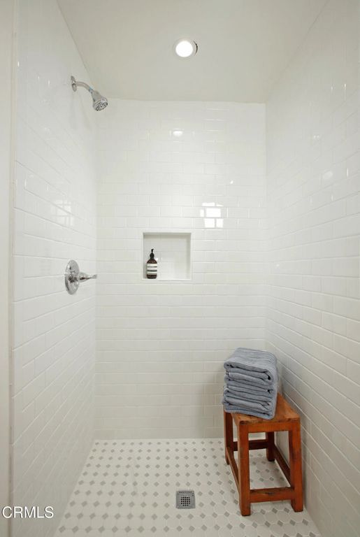 Image 8 of property listing at 4501 Alumni Avenue, Los Angeles, CA 90041