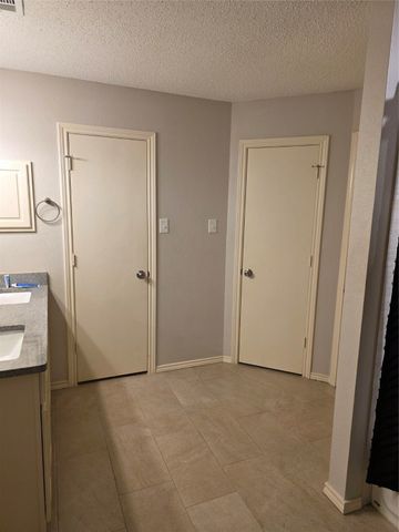 715 Snapdragon Trail, Mesquite, TX 75149