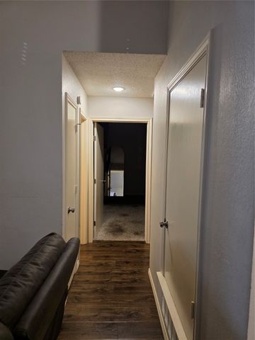 715 Snapdragon Trail, Mesquite, TX 75149