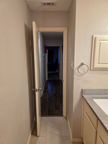 715 Snapdragon Trail, Mesquite, TX 75149