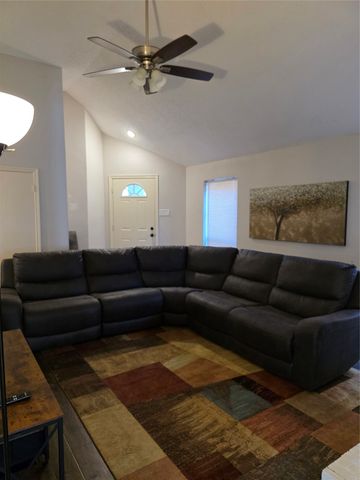 715 Snapdragon Trail, Mesquite, TX 75149