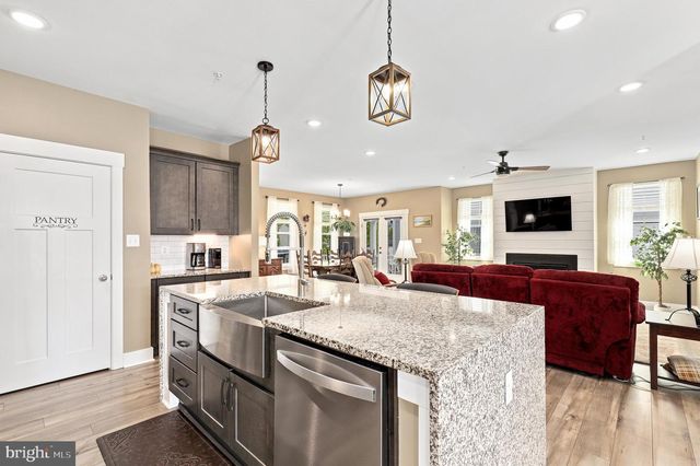 1011 FURGESON LN, Frederick, MD 21702