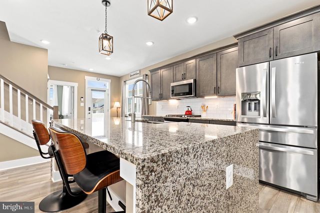 1011 FURGESON LN, Frederick, MD 21702
