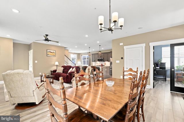 1011 FURGESON LN, Frederick, MD 21702
