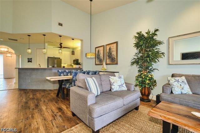 15256 Riverbend BLVD 202, North Fort Myers, FL 33917