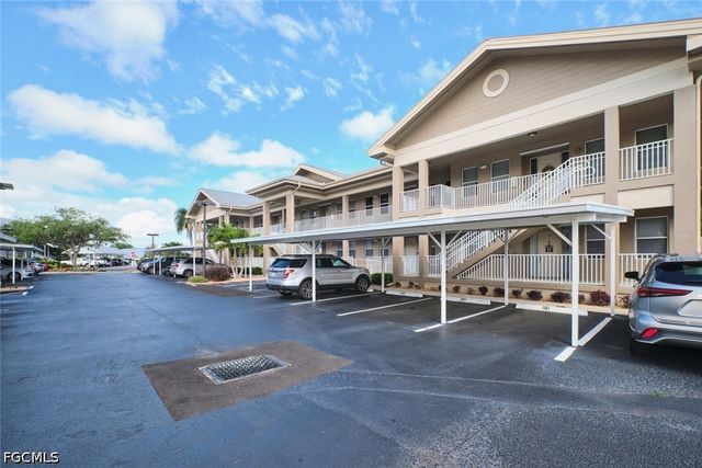 15256 Riverbend BLVD 202, North Fort Myers, FL 33917