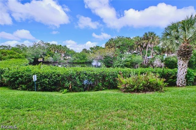 15256 Riverbend BLVD 202, North Fort Myers, FL 33917