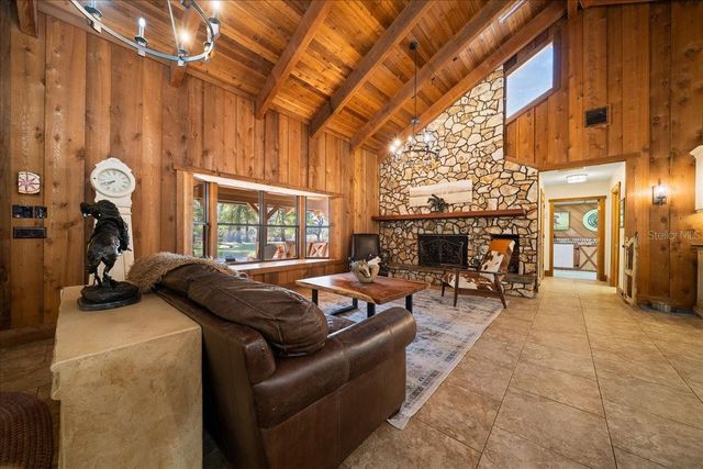 3551 E HIGHWAY 329, Anthony, FL 32617