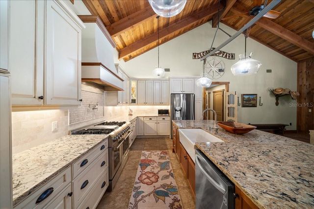 3551 E HIGHWAY 329, Anthony, FL 32617