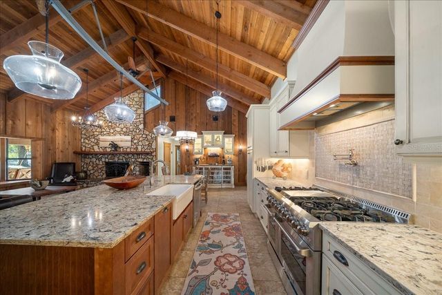 3551 E HIGHWAY 329, Anthony, FL 32617