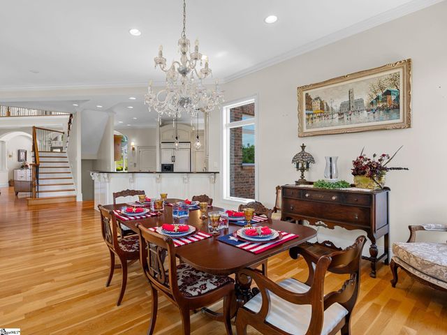 204 E Caledonia Court, Inman, SC 29349