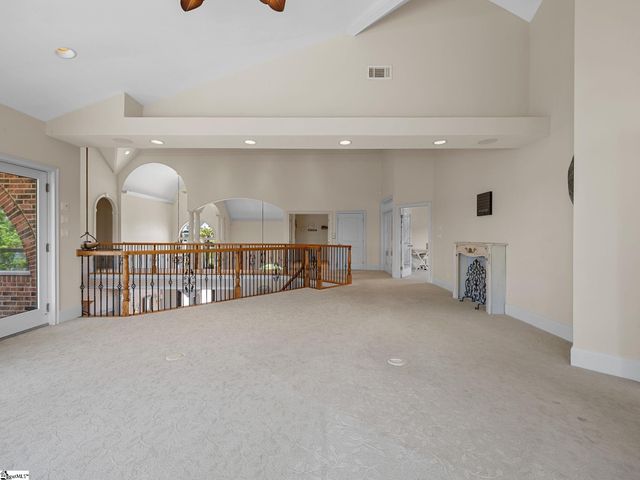 204 E Caledonia Court, Inman, SC 29349