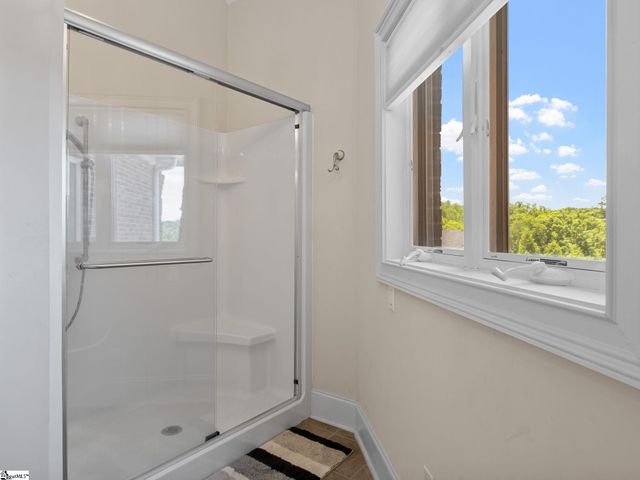 204 E Caledonia Court, Inman, SC 29349